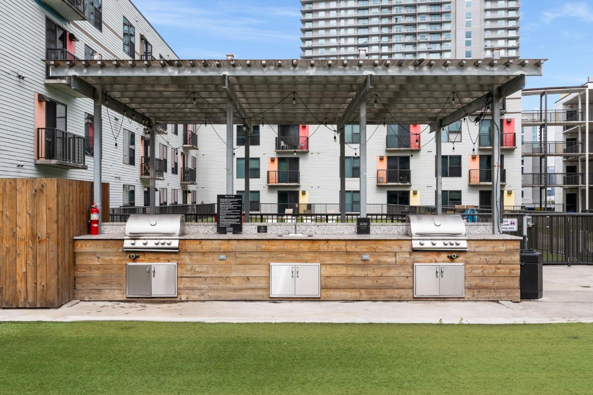 Lodgeur Midtown, Houston - Close To Downtown & Texas Medical Center מראה חיצוני תמונה